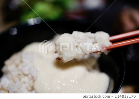 Eat barley rice 114812170
