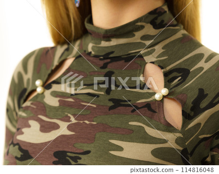 Woman wearing camo moro top 114816048