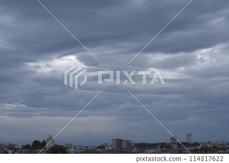 從東京新宿看到的天空 - 夢幻般的雲彩 從東京新宿看到的天空 - 夢幻般的雲彩 114817622