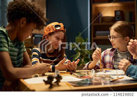 Group of kids choosing character roles 114819802