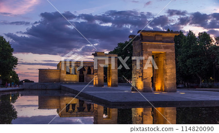 Sunset over the Templo de debod timelapse in Madrid, Spain. 114820090