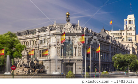 Historic Bank of Spain building timelapse hyperlapse in Madrid, Spain 114820132