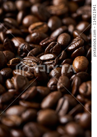 Coffee beans  114821941