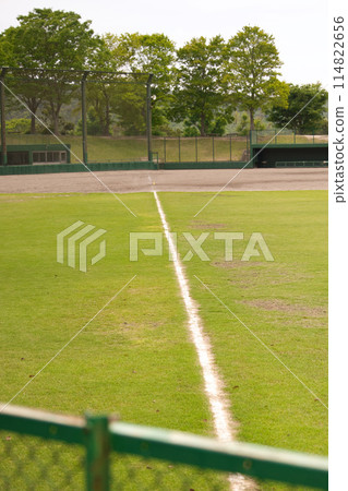 沒有人的棒球場 114822656