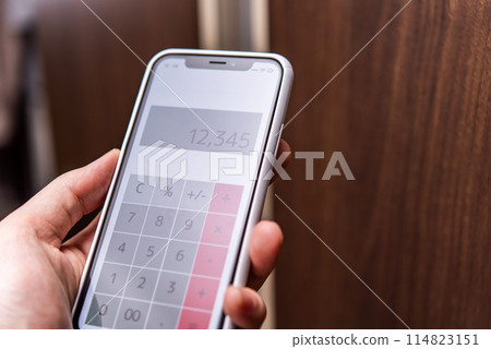 smartphone screen smartphone screen 114823151