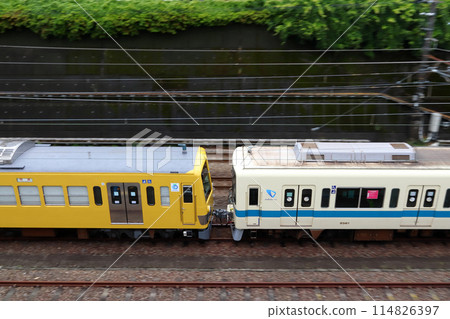 [2024.05]小田急8000型列車：轉乘西武鐵道（武藏野線新秋津附近） 114826397