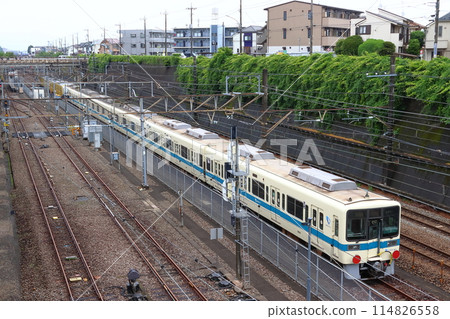 [2024.05] Odakyu 8000 series train: transferred to Seibu Railway (near Shin-Akatsu on the Musashino Line) 114826558
