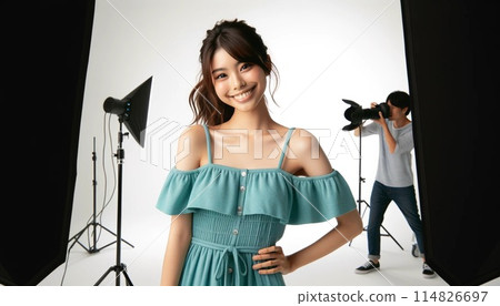 Young woman doing studio photography 114826697