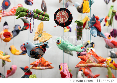 Inatori: Traditional and cute hanging dolls 114827942