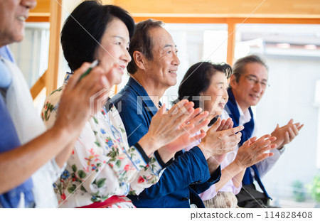 高級掌聲 高級掌聲 114828408