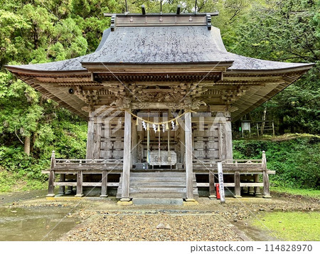 Tanuchiyama Shrine Main Hall Tanuchiyama Shrine Main Hall 114828970