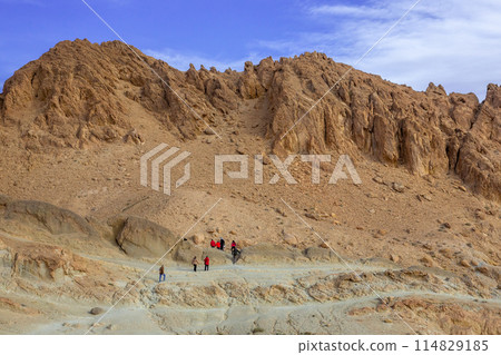 Shebika 114829185