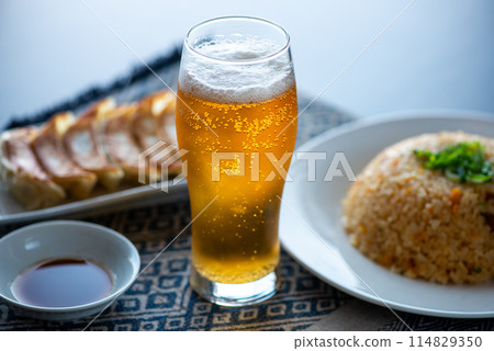 Cold delicious beer 114829350