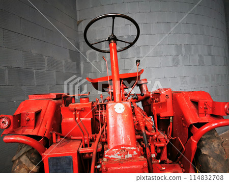 old tractor vehicle old tractor vehicle 114832708