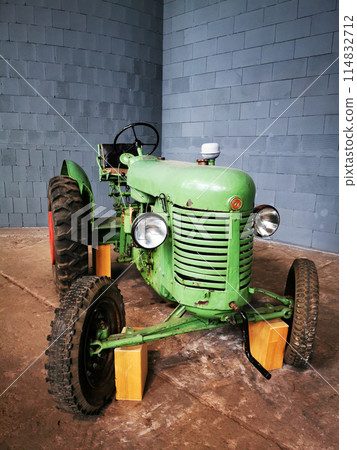 old tractor vehicle old tractor vehicle 114832712