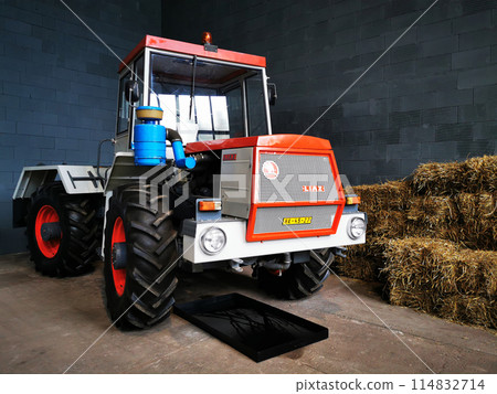 old tractor vehicle old tractor vehicle 114832714