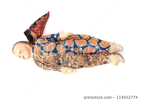 old baby doll from history 114832774