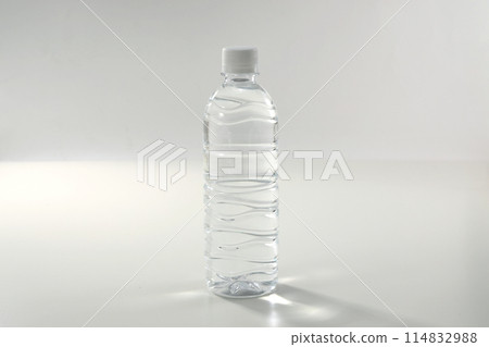礦泉水塑膠瓶 114832988