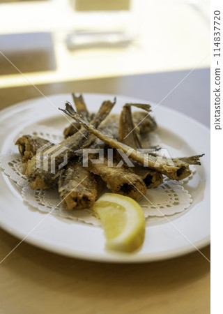 油炸鷹嘴豆 油炸鷹嘴豆 114837720