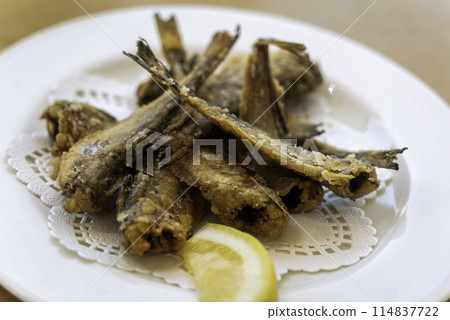油炸鷹嘴豆 油炸鷹嘴豆 114837722