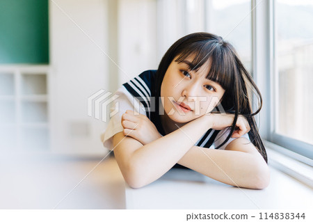 學校女孩高中肖像 114838344