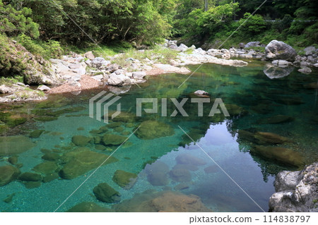 Asemi River, Karagoshi View (Motoyama Town, Kochi Prefecture) Asemi River, Karagoshi View (Motoyama Town, Kochi Prefecture) 114838797