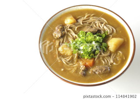 Curry soba noodles with plenty of green onions photographed on a white background 114841902