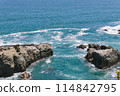 Blue sea and blue waves 114842795