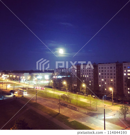 modern city at night modern city at night 114844193
