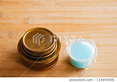 Solid fuel and alcohol stoves 114845606