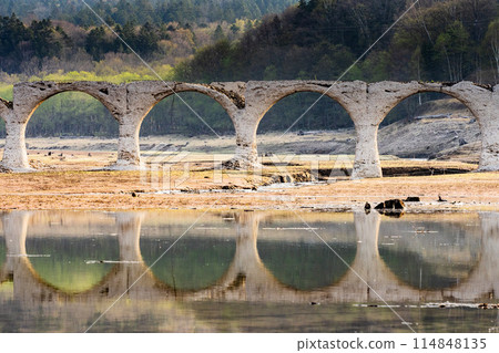 Hokkaido Tauschwetsu River bridge 114848135