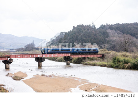【宮津線】穿越野田川大橋的丹後海 114854118