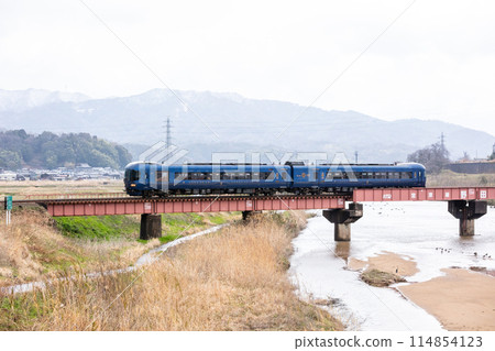 【宮津線】穿越野田川大橋的丹後海 114854123