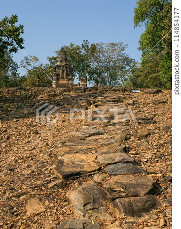 Wat Phra Bat Noi temple in Sukhothai, Thailand 114854177