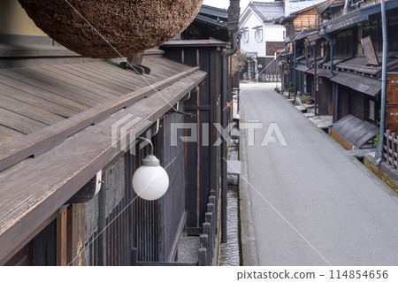 240406 Sanmachi g002 114854656