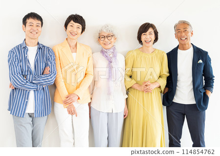 Senior men and women 114854762