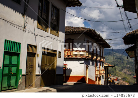 Beautiful streets at the historical downtown of the heritage town of Salamina located at the Caldas department in Colombia. Beautiful streets at the historical downtown of the heritage town of Salamina located at the Caldas department in Colombia. 114855678