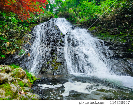 Nanataki Falls (Osaka Town, Akita Prefecture) Nanataki Falls (Osaka Town, Akita Prefecture) 114858967
