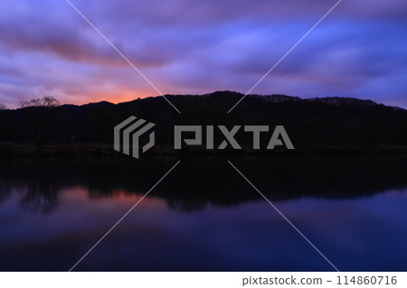 Kitakami River at sunrise 114860716