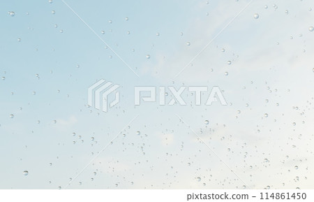 雨後的天空和水滴 114861450
