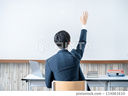 商人舉手問問題 114861610