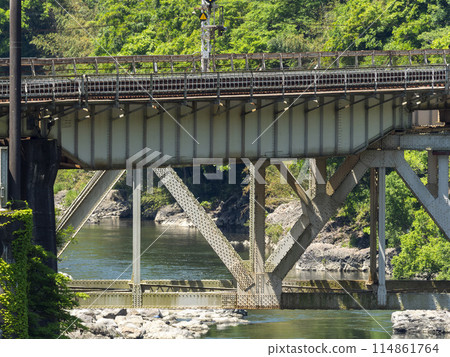 Truss for supporting girder of Fourth Yamatogawa Bridge Truss for supporting girder of Fourth Yamatogawa Bridge 114861764