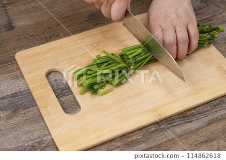 用刀切青菜、帶芯醃菜、醃菜 114862618
