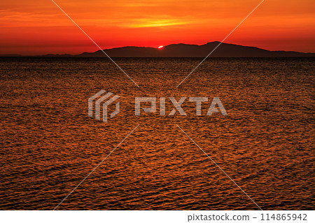 100 Best Sunsets in Japan: The sun setting over the Harima Sea and Shodoshima Island as seen from Awajishima's Keino Matsubara 18:56 114865942