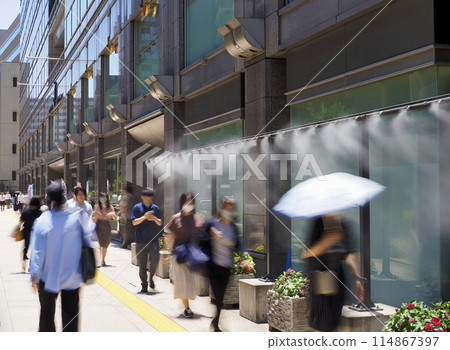 Fog generator / mist shower 114867397