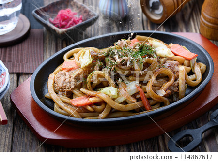 Fried udon noodles with teppan sauce - made with thick Sanuki noodles Fried udon noodles with teppan sauce - made with thick Sanuki noodles 114867612
