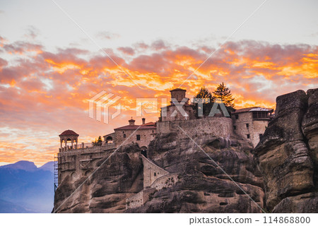 Sunset over Varlaam monastery in Meteora, Greece Sunset over Varlaam monastery in Meteora, Greece 114868800