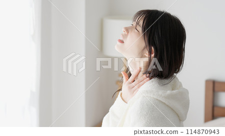 一個關心喉嚨痛的女人 114870943