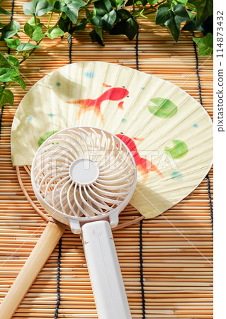 Portable fans and hand fans Portable fans and hand fans 114873432