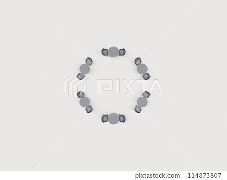 從正上方看，椅子和桌子排列成圓圈 114873807